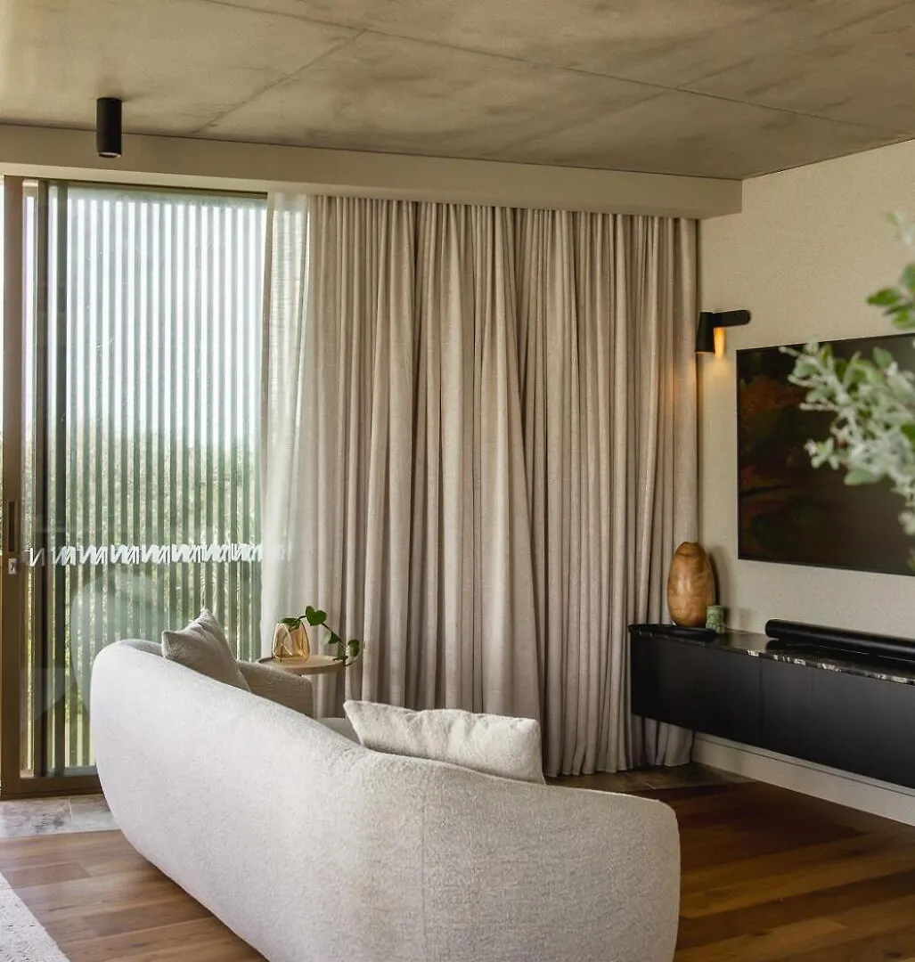 Apartment Nacre Curated Luxury - Steps To The Beach - Heated Pool Marcoola